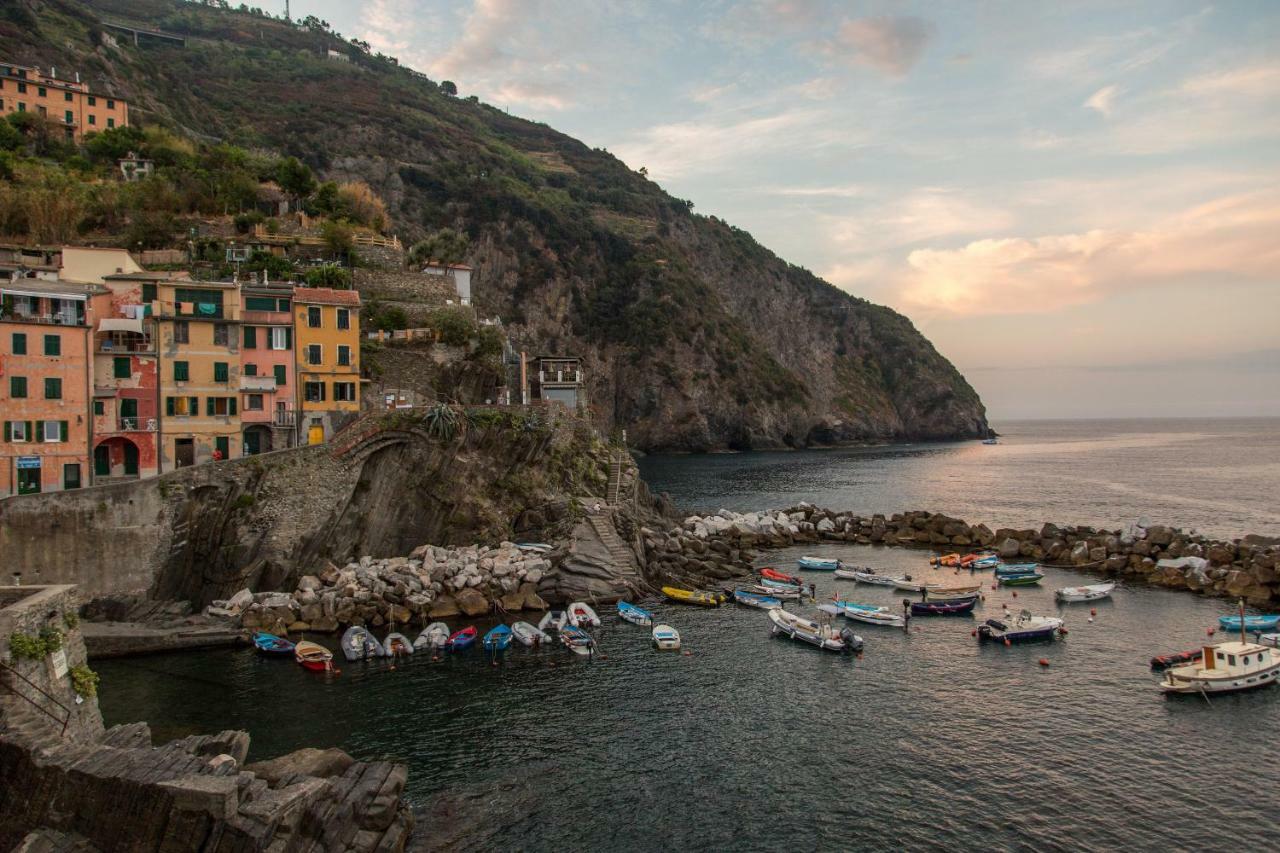 Orto Al Mare Room Rental Riomaggiore Bagian luar foto